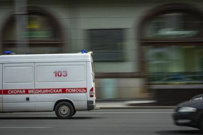 В России за сутки скончались 787 пациентов с COVID-19 - argumenti.ru - Россия - Санкт-Петербург - Москва - Краснодарский край