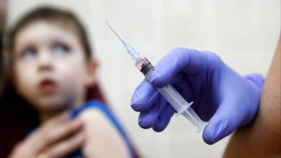 Ринат Максютов - В «Векторе» отвергли необходимость массовой вакцинации детей от коронавируса - 5-tv.ru - Россия