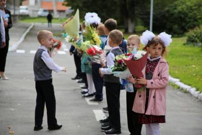 1 сентября в Новосибирске: как проходит День знаний-2021 в школах - novos.mk.ru - Новосибирск