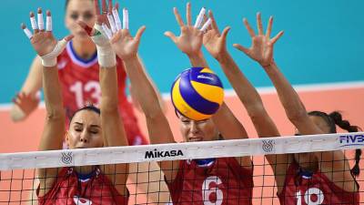 Непреодолимый барьер: женская сборная России по волейболу уступила Италии в четвертьфинале ЧЕ-2021 - russian.rt.com - Россия - Италия - Токио