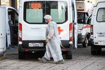 В России выявили 18 341 новый случай коронавируса - lenta.ru - Россия