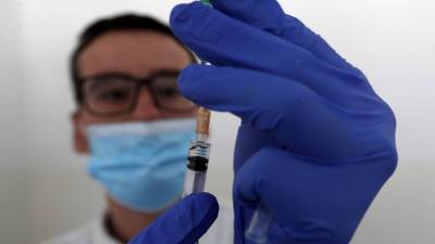 Ан Брнабич - Премьер Сербии назвала число вакцинированных от COVID-19 в стране - russian.rt.com - Сербия