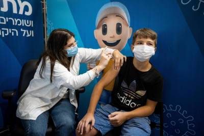 Исследование в США: вакцинация в разы повышает риск госпитализации мальчиков 12-15 лет - news.israelinfo.co.il - Сша - Израиль