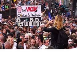 Жители европейских столиц вышли на демонстрации против ковидных ограничений - newsland.com - Париж