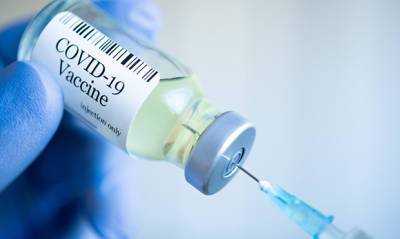 Ученые предупредили о негативных последствиях ревакцинации против коронавируса - og.ru - Франция - Сша - Англия - Швейцария