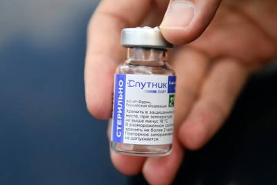 Индия одобрила проведение испытаний российской вакцины «Спутник Лайт» - lenta.ru - Индия