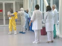 Почему Путин ушел на самоизоляцию? Все версии, кроме официальной - newsland.com - Россия