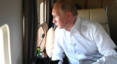 Владимир Путин - В Кремле сообщили, почему люди в окружении Путина заболели коронавирусом - pg21.ru
