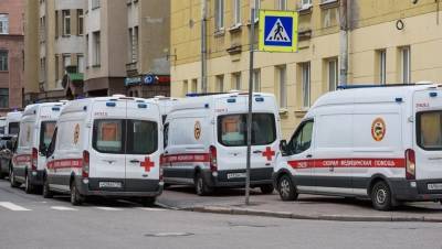 В Петербурге суточное число заболевших растёт третий день подряд - dp.ru - Санкт-Петербург