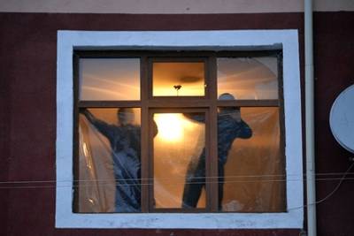 Россияне урезали расходы на ремонт жилья - lenta.ru