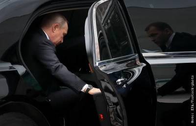 Владимир Путин - Дмитрий Песков - Песков объяснил самоизоляцию Путина контактом с заболевшими COVID-19 - smartmoney.one - Россия - Москва