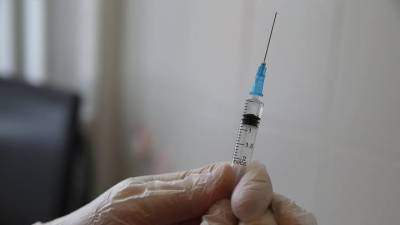 Эксперты выяснили, что у вакцинированных в два раза выше шанс перенести COVID-19 бессимптомно - vm.ru