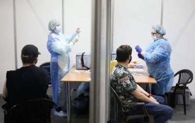 За сутки вакцинировано более 119 тысяч украинцев - korrespondent.net - Украина