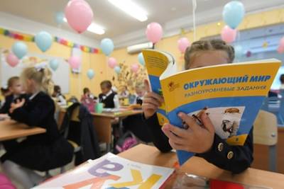В российском городе родители отправили больного COVID-19 ребенка в школу - lenta.ru - Россия - Алтайский край - Бийск