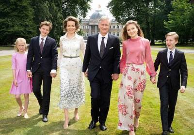 король Филипп - Бельгийская королевская семья изолировалась после инфицирования COVID-19 - unn.com.ua - Украина - Киев - Бельгия - Brussels