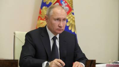 Владимир Путин - Путин назвал переболевших Covid-19 в своем окружении - newdaynews.ru - Россия