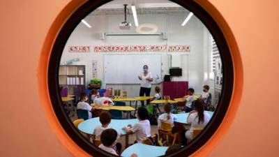 После каникул: в школах детей без анализов изолируют от остальных - vesty.co.il - Израиль