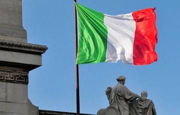 Италия первой в Европе ввела обязательные COVID-паспорта для всех, кто работает - charter97.org - Белоруссия - Италия