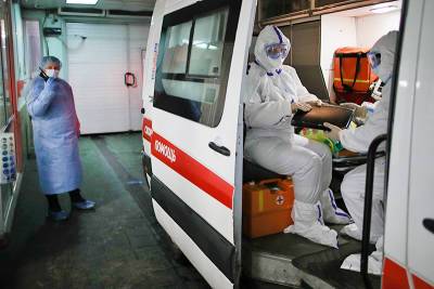 Более 20 тысяч новых случаев коронавируса выявлено в России - tvc.ru - Россия - Москва