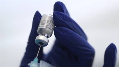 Джон Байден - Федеральных служащих в США обязали вакцинироваться к 22 ноября - golos-ameriki.ru - Сша