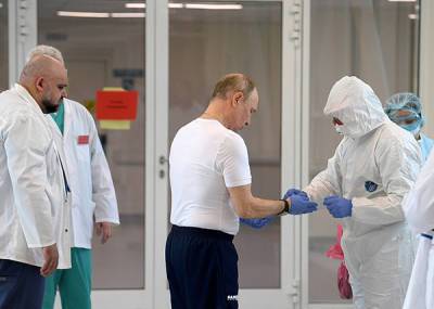 Владимир Путин - Александр Беглов - Путин рассказал, кто в его окружении заболел коронавирусом - nakanune.ru - Санкт-Петербург