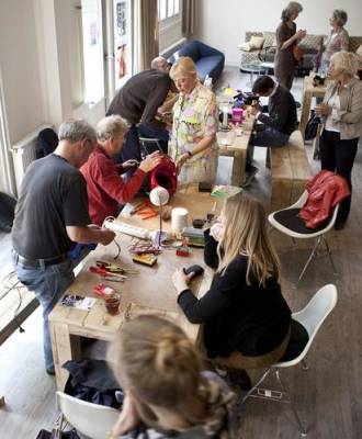 Волонтерские «Ремонтные кафе» избавляют мир от дополнительных свалок - argumenti.ru