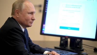 Владимир Путин - Дмитрий Песков - Путин продлил самоизоляцию еще на неделю - newdaynews.ru - Россия