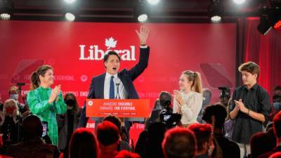 Джастин Трюдо - Выборы в Канаде вновь выиграла партия Трюдо, но у него не будет большинства - svoboda.org - Канада