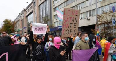 Участники ЛГБТ «Марша равенства» в Киеве призвали любить сатану и ненавидеть полицию - inform.zp.ua - Украина - Киев - Запорожье