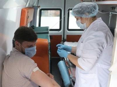 Александр Горелов - Роспотребнадзор: Прививку от гриппа сделали 5% россиян - rosbalt.ru - Россия