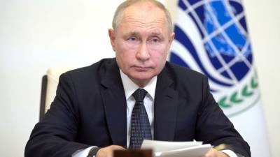 Владимир Путин - Путин: Россия направила на поддержку граждан и экономики порядка 3 трлн рублей - mir24.tv - Россия