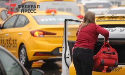 Петербургские следователи выясняют, зачем водитель соцтакси ударил женщину-инвалида - fedpress.ru - Россия - Санкт-Петербург - район Северной