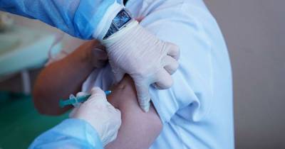 В Украине полный курс вакцинации от коронавируса прошли уже более 5 миллионов человек - focus.ua - Украина