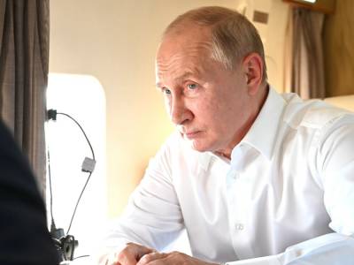 Владимир Путин - Путин сказал, что общался с заболевшим COVID-19 "очень близко в течение всего дня" - gordonua.com - Россия - Москва - Украина - Таджикистан