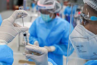 Украина получила 150 тысяч доз китайской вакцины от коронавируса - lenta.ru - Украина