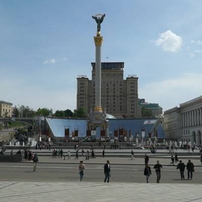 В центре Киева проходит акция протеста против вакцинации от ковида - radiomayak.ru - Украина - Киев