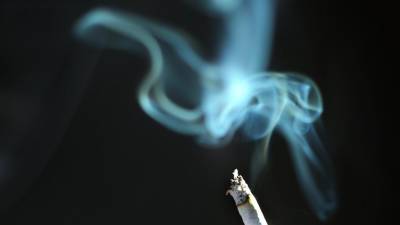 Тайна раскрыта: почему курильщики реже заболевают коронавирусом - germania.one - Франция - Германия - Япония - Израиль