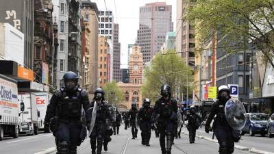 В Мельбурне 200 человек арестовали за участие в протестах против локдауна - russian.rt.com - Австралия - Мельбурн