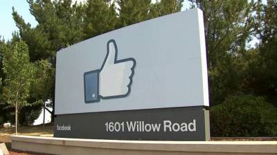 В США разгорается скандал вокруг соцсети Facebook - 1tv.ru - Сша