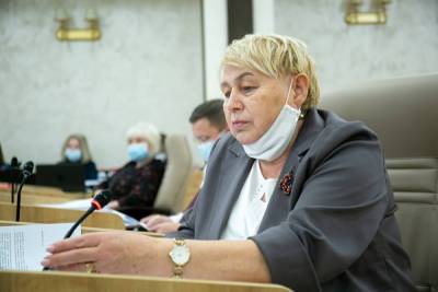 Любовь Боркова - Главой комиссии по молодежи в думе Екатеринбурга стала 73-летняя депутат - znak.com - Екатеринбург