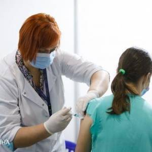 В школах Киева появятся пункты вакцинации от коронавируса - reporter-ua.com - Киев