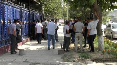 Таджикские дальнобойщики: мы не можем получить разрешение на международные грузоперевозки - dialog.tj - Таджикистан