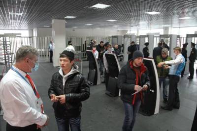 МВД усилит контроль за прибывающими в РФ мигрантами при помощи IT-технологий - yur-gazeta.ru - Россия
