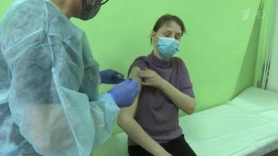 В российских регионах вводят ограничения из-за роста заболеваемости коронавирусом - 1tv.ru - Сыктывкар