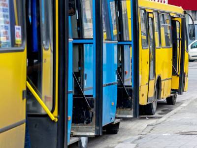 Игорь Кузин - В Минздраве Украины рассказали, как будет работать транспорт в регионах, которые попадут в "красную" зону карантина - gordonua.com - Украина