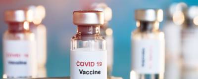 Стимулирующие выплаты медикам, проводящим вакцинацию от COVID-19, введены в Москве - runews24.ru - Москва