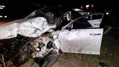 В Югре автомобиль вылетел с дороги – погибло 2 человека - newdaynews.ru - округ Югра