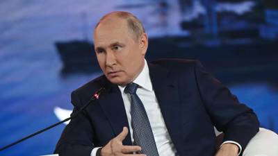 Владимир Путин - Путин отметил важность совместной борьбы с пандемией и её последствиями - russian.rt.com - Россия