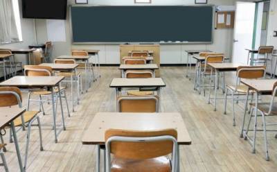 В школах по-прежнему не хватает парт и нет кондиционеров - vkcyprus.com - Кипр