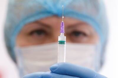 Виктор Ляшко - На Украине испортили десятки тысяч доз вакцины Pfizer - lenta.ru - Украина